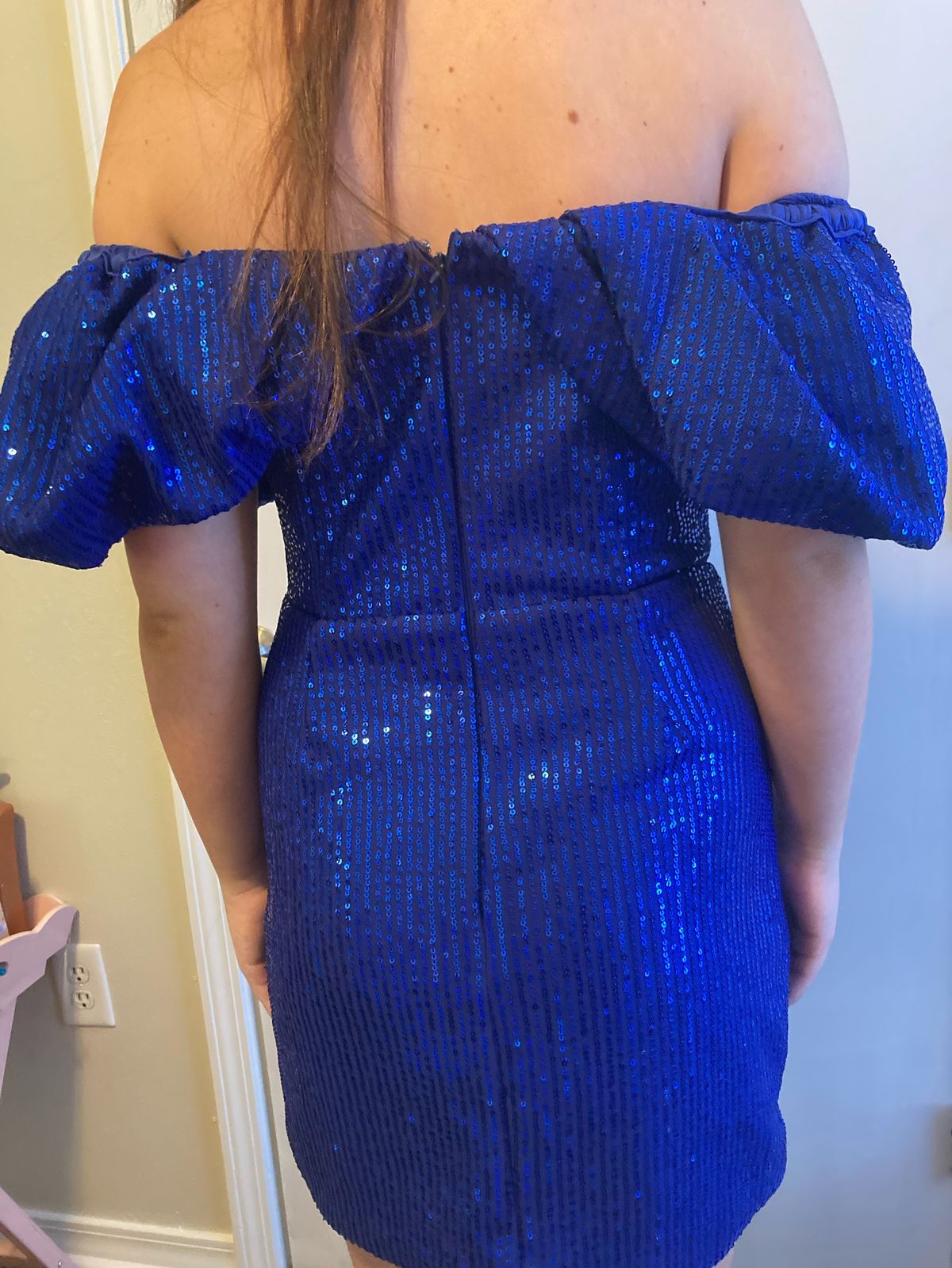 Size 6 Homecoming Blue Cocktail Dress on Queenly
