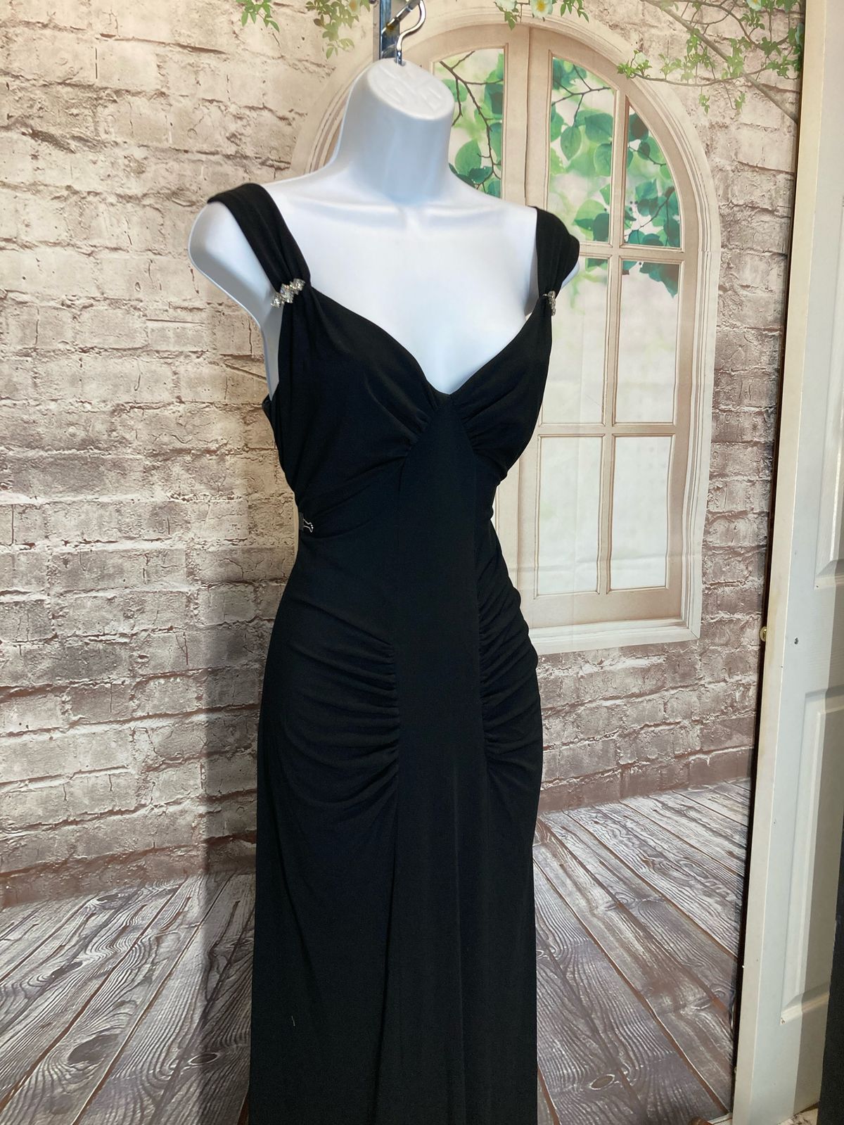 Betsy and Adam Size 10 Prom Black Floor Length Maxi on Queenly