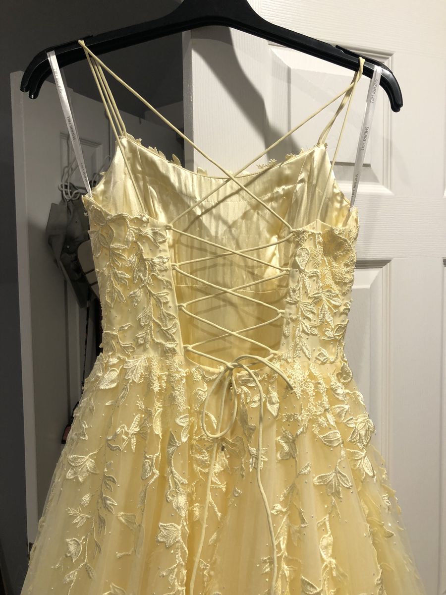 Sherri Hill Size 4 Lace Yellow Ball Gown on Queenly
