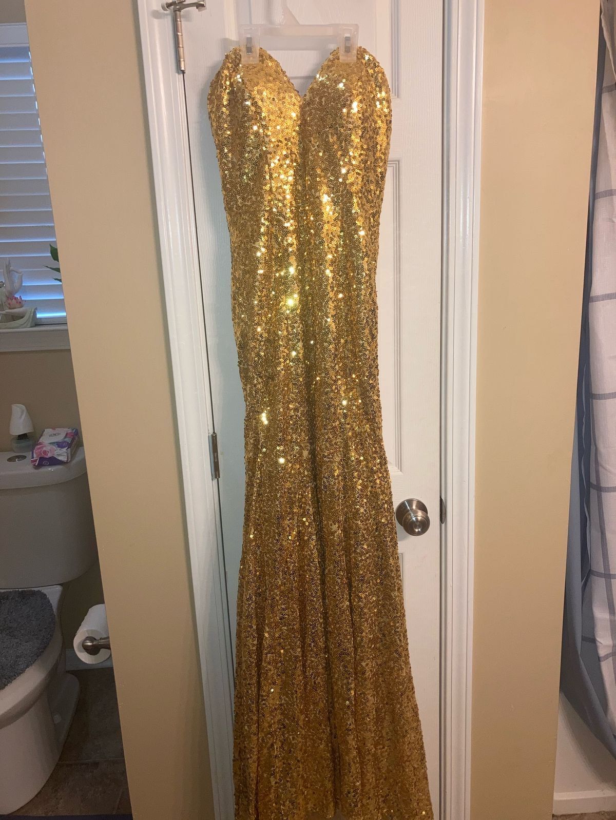Size 2 Prom Gold Mermaid Dress on Queenly