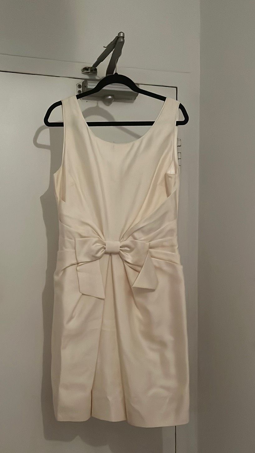 Kate Spade Size 12 White Cocktail Dress on Queenly
