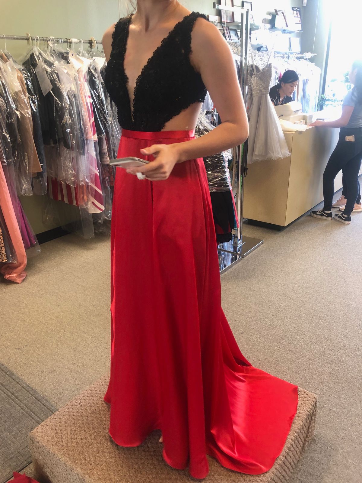 Sherri Hill Size 2 Prom Plunge Sequined Red Side Slit Dress on Queenly