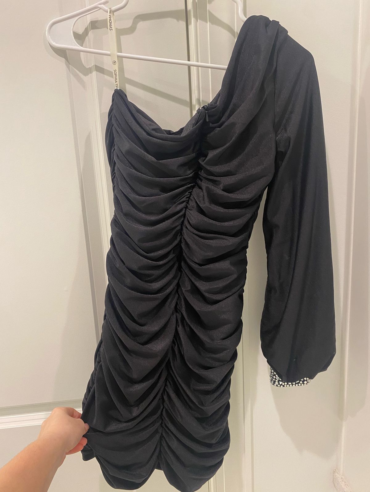Sophia thomas Size 2 Prom Black Side Slit Dress on Queenly