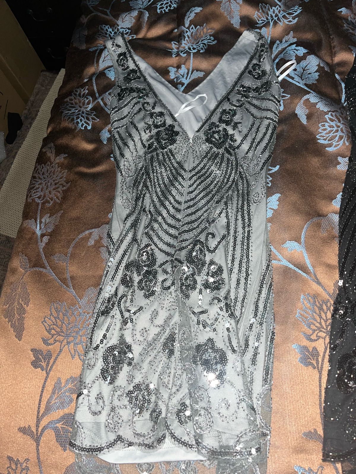 Size XS Prom Silver Cocktail Dress on Queenly