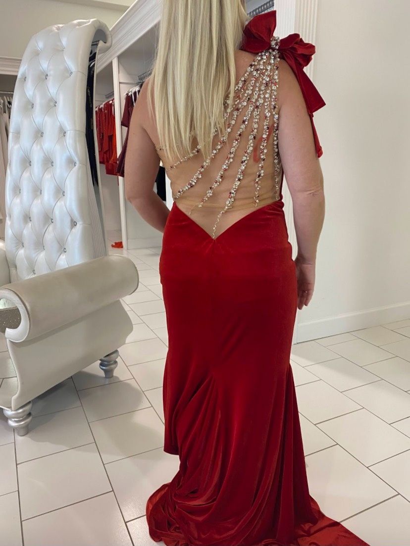 Size 10 Prom Red Dress With Train on Queenly