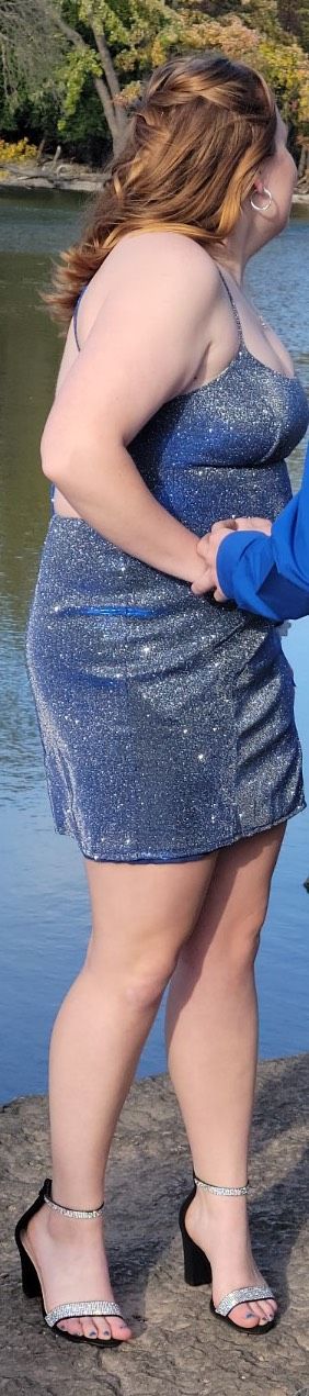 Size 12 Homecoming Blue Cocktail Dress on Queenly