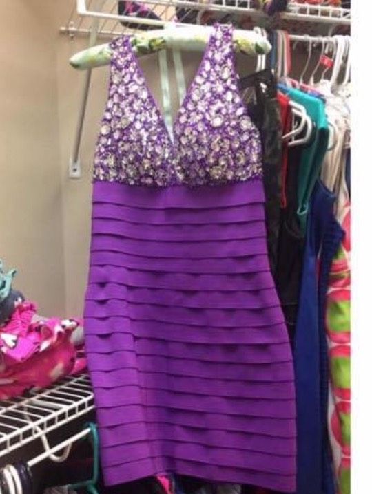 Sherri Hill Size 8 Prom Sequined Purple Cocktail Dress on Queenly