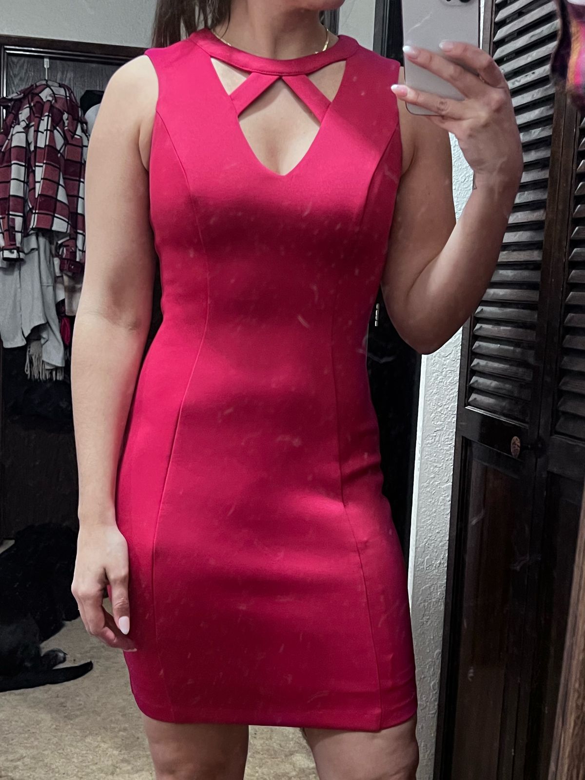 Guess Size 0 Pink Cocktail Dress on Queenly