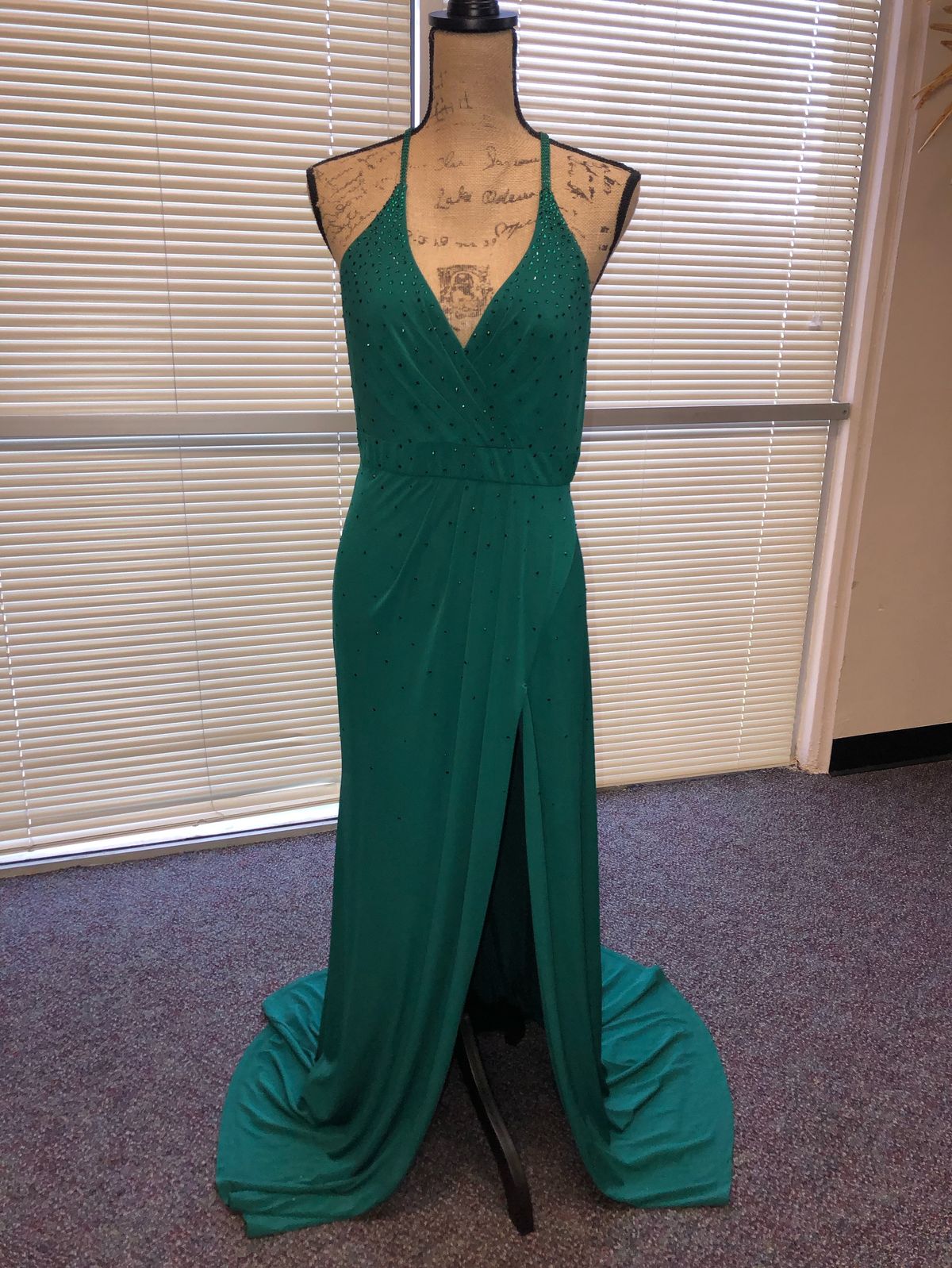Size 6 Prom Green Side Slit Dress on Queenly
