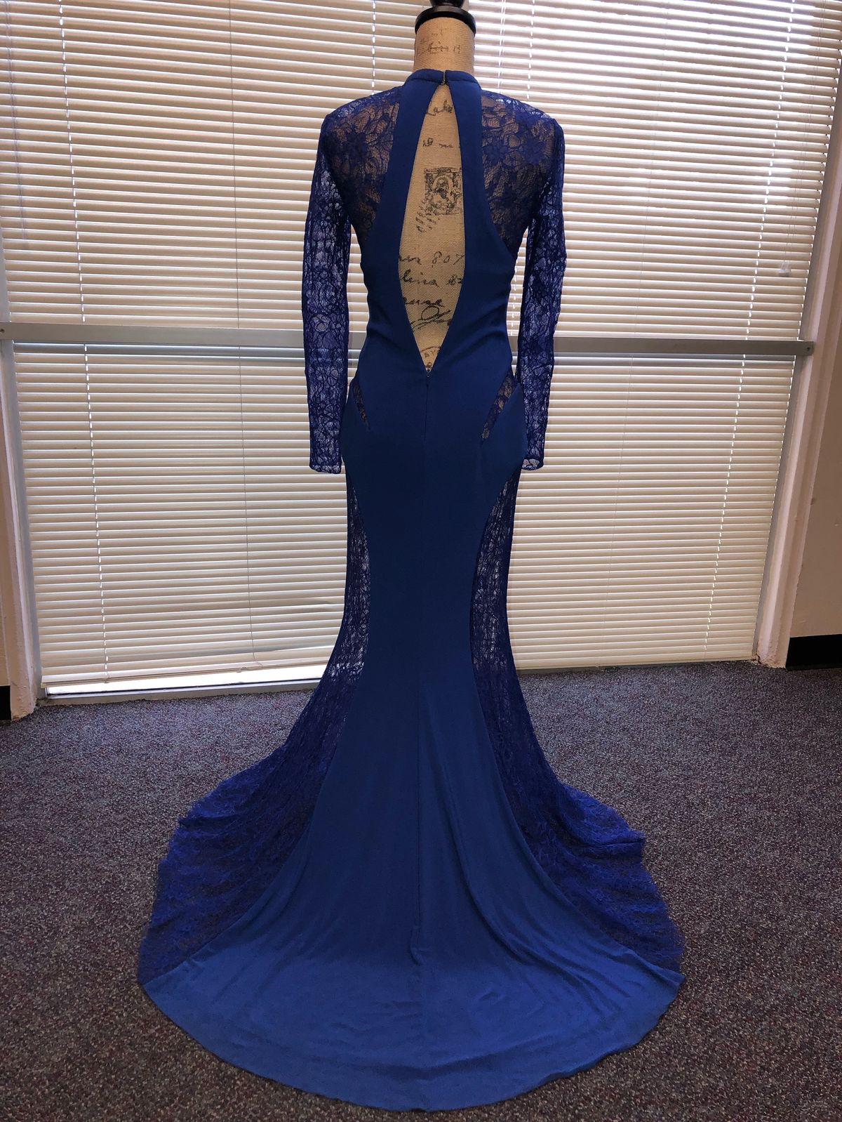 Size 4 Prom Lace Royal Blue Mermaid Dress on Queenly