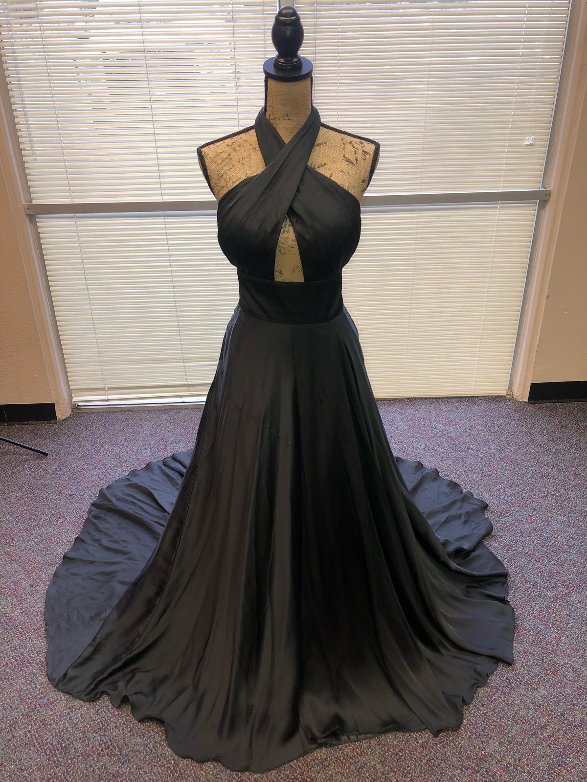 Size 6 Prom Halter Satin Black Dress With Train on Queenly