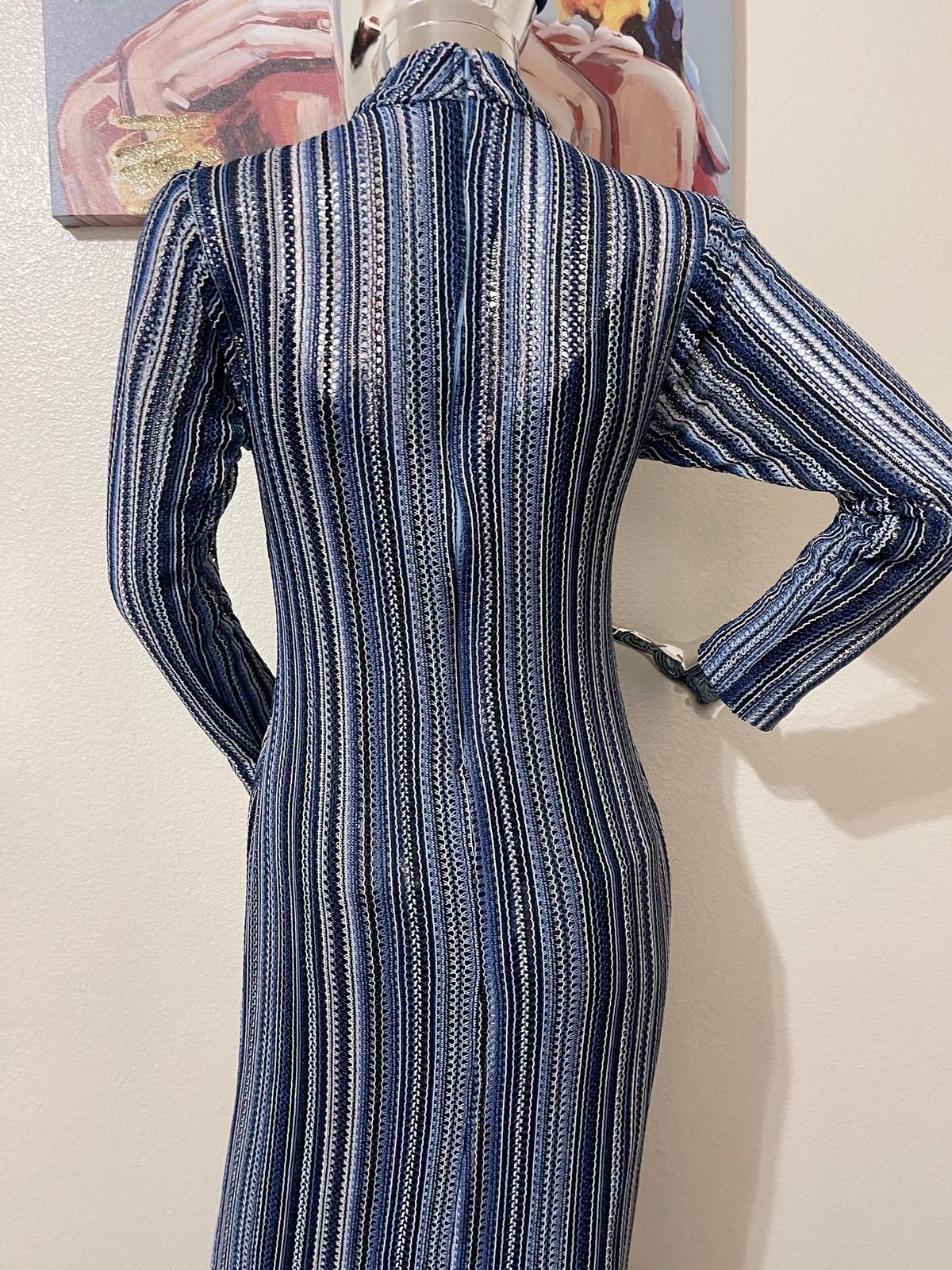 Size 6 Prom Long Sleeve Blue Cocktail Dress on Queenly