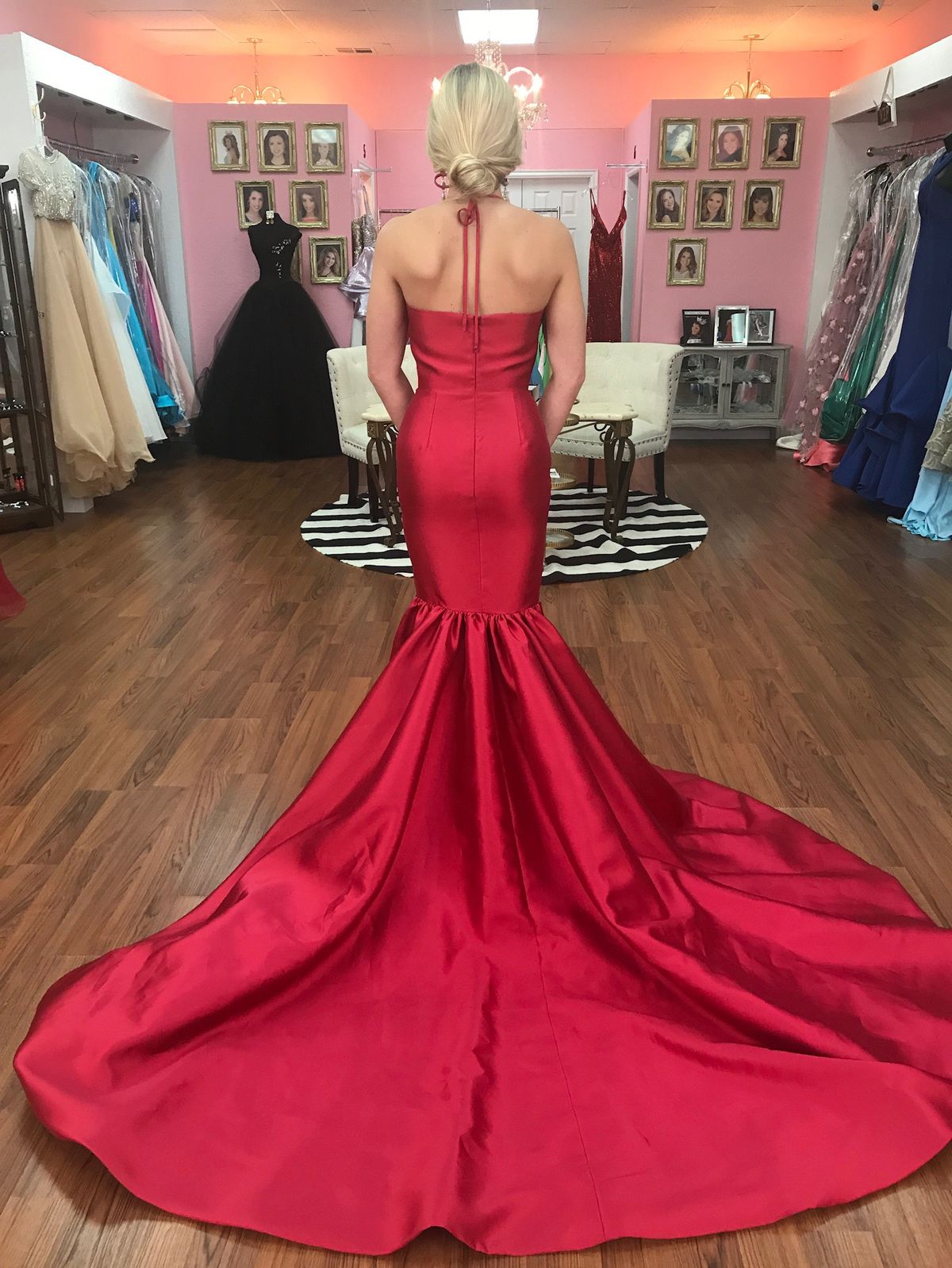 Fernando Wong Size 4 Pageant Plunge Red Mermaid Dress on Queenly