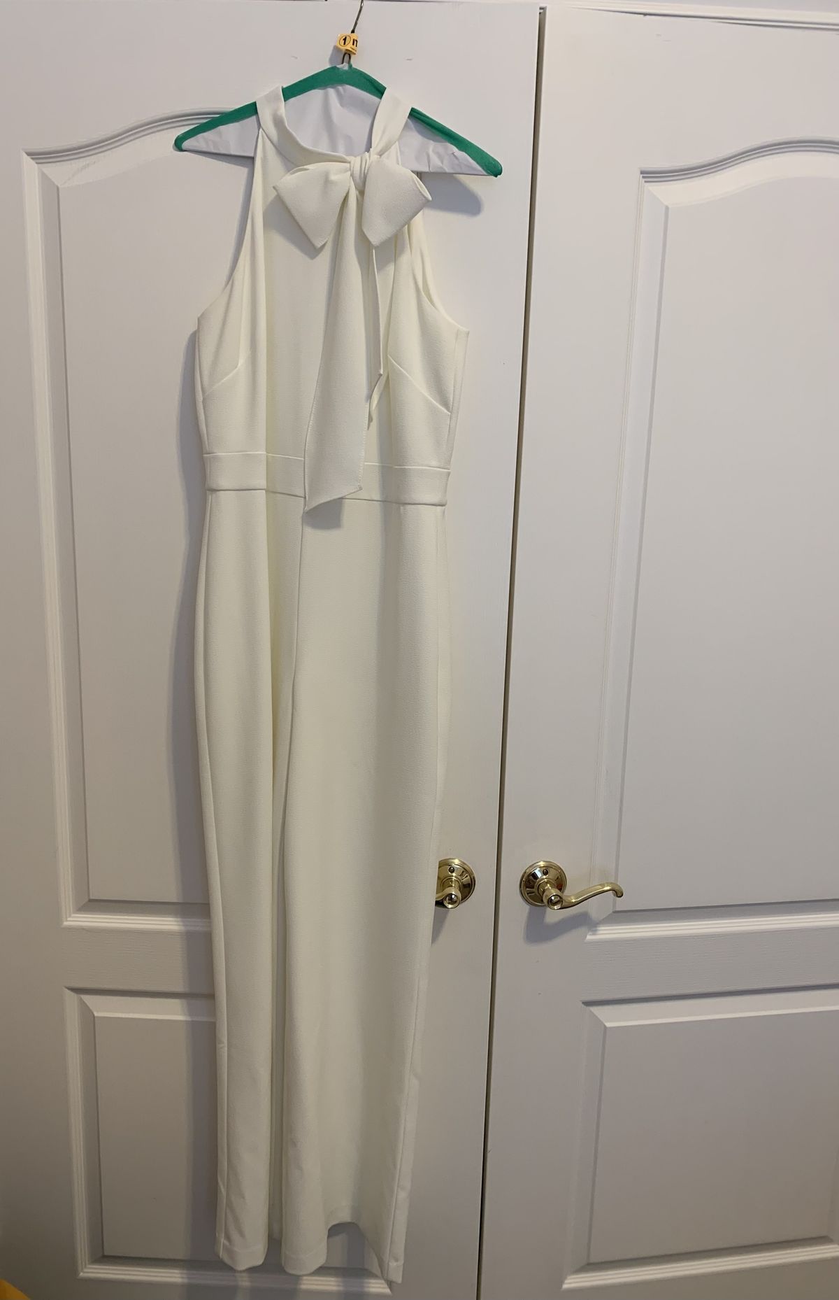 Vince Camuto Size 8 Wedding Guest White Formal Jumpsuit on Queenly