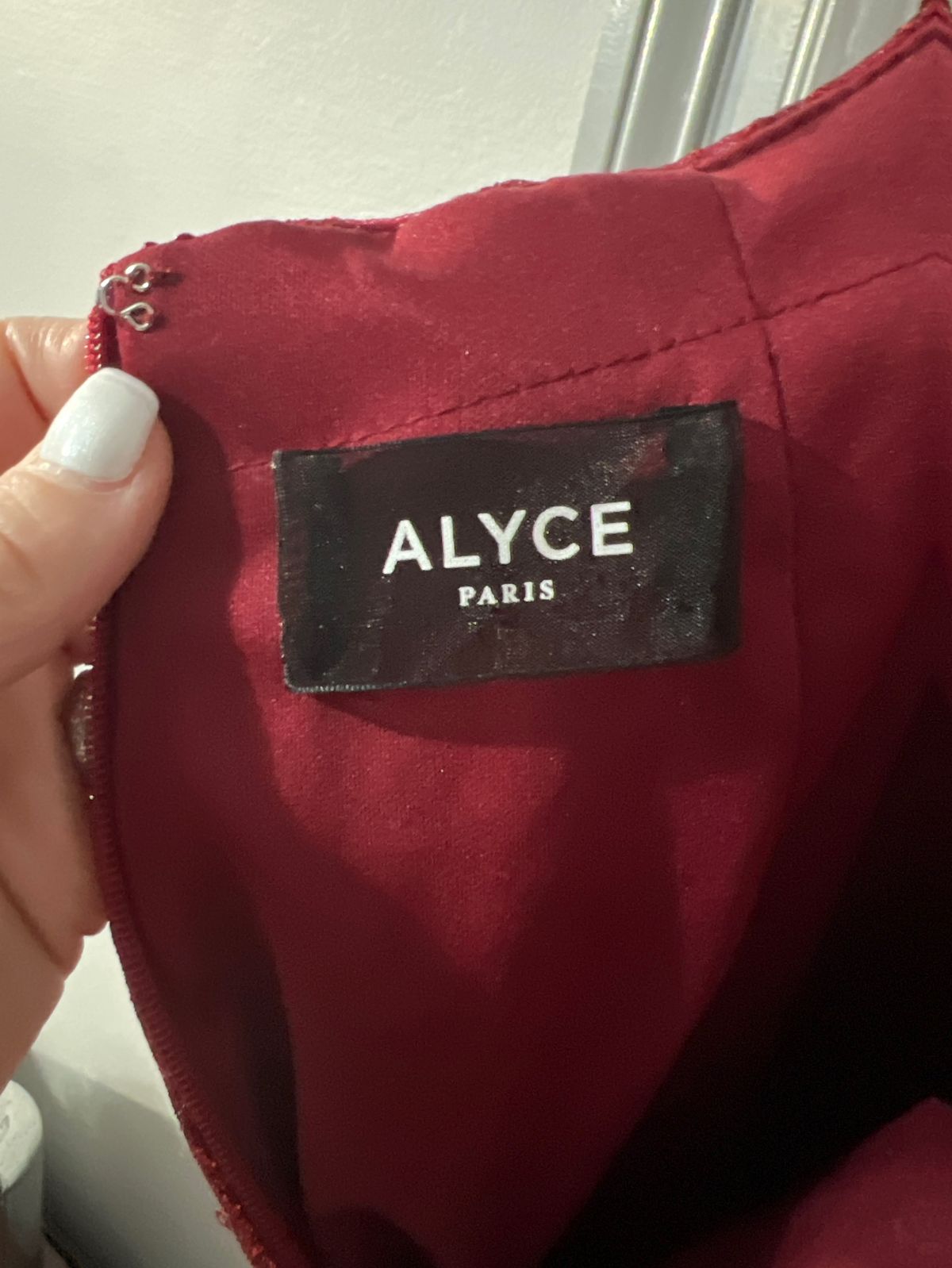 Alyce Paris Size 2 Prom Red Cocktail Dress on Queenly
