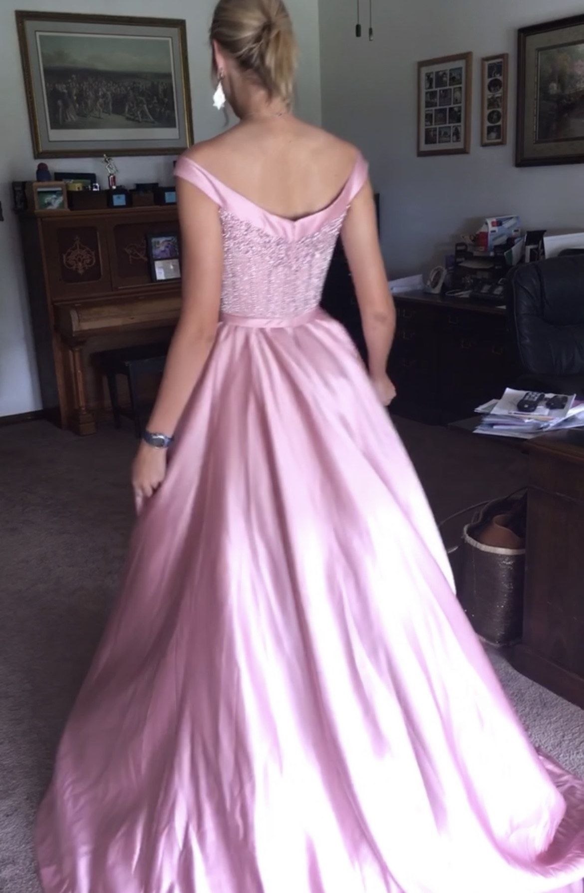 Sherri Hill Size 0 Prom Off The Shoulder Sequined Light Pink Dress With Train on Queenly