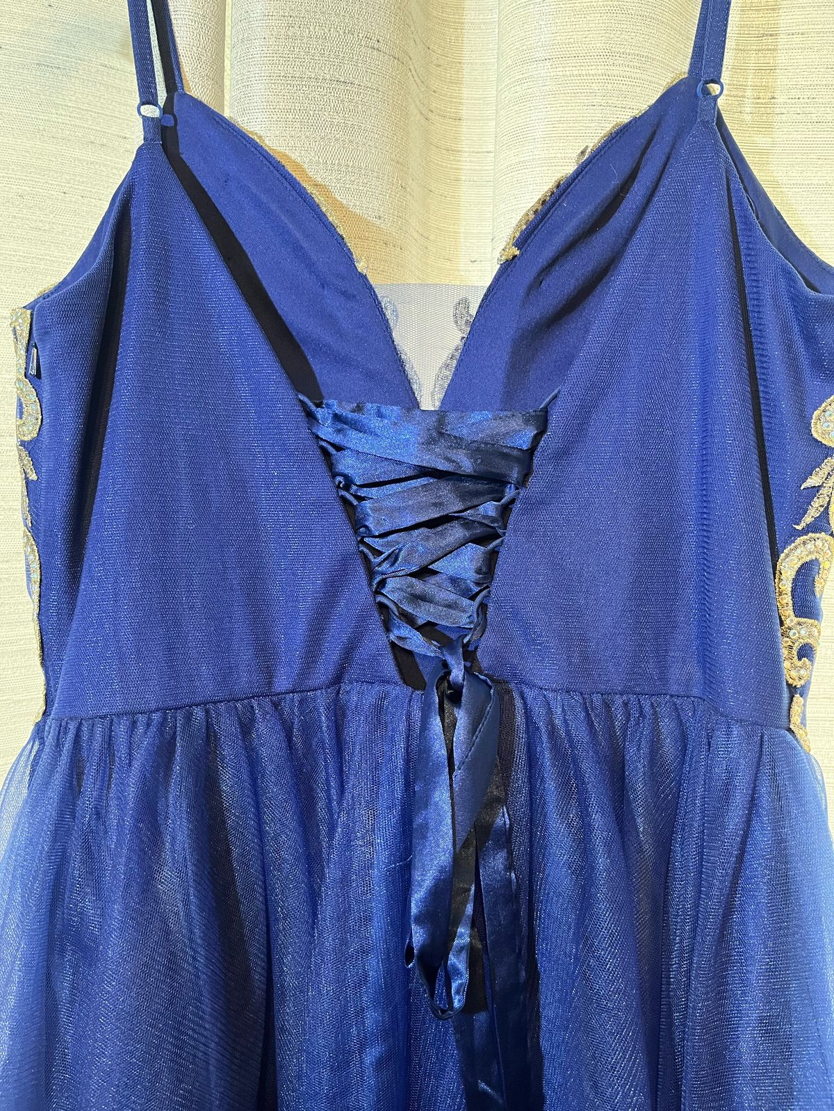 Blondie Nites Size 8 Prom Blue Cocktail Dress on Queenly