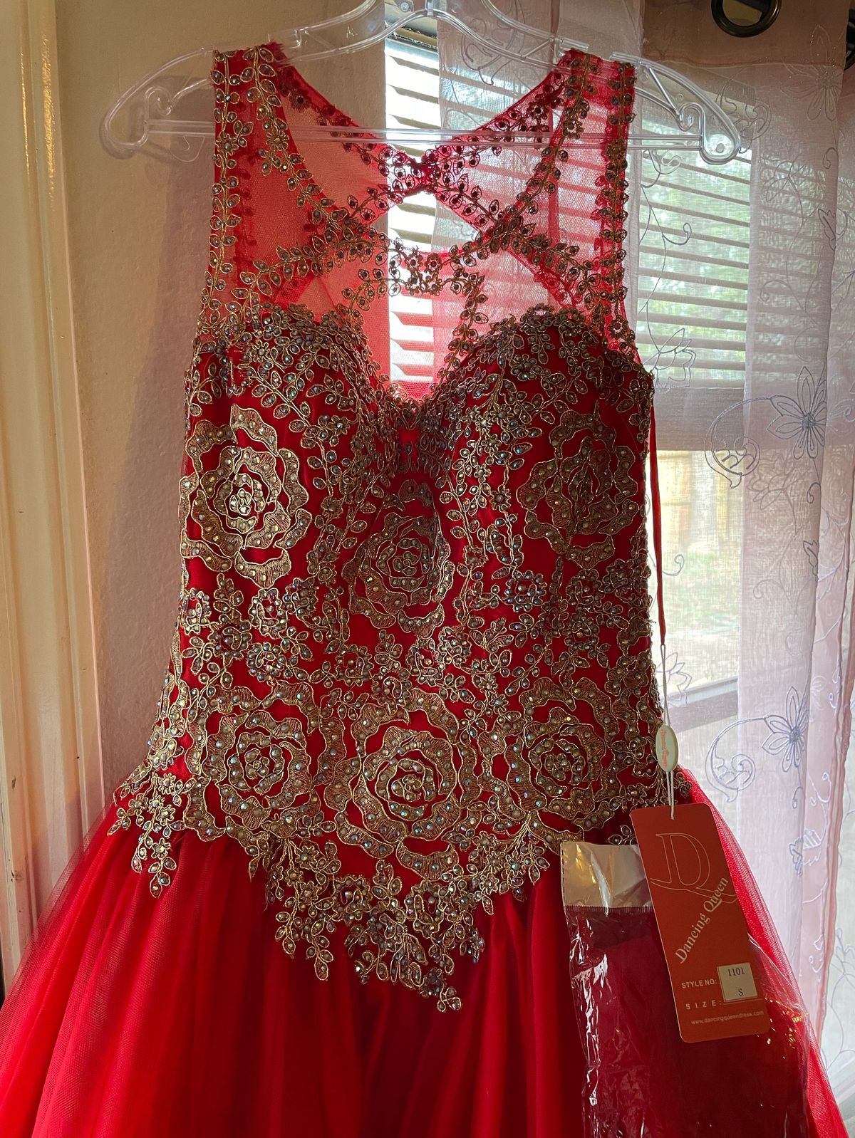 Size S Red Dress With Train on Queenly