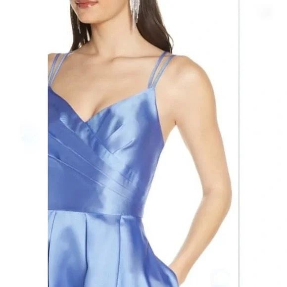 Size M Prom Light Blue A-line Dress on Queenly