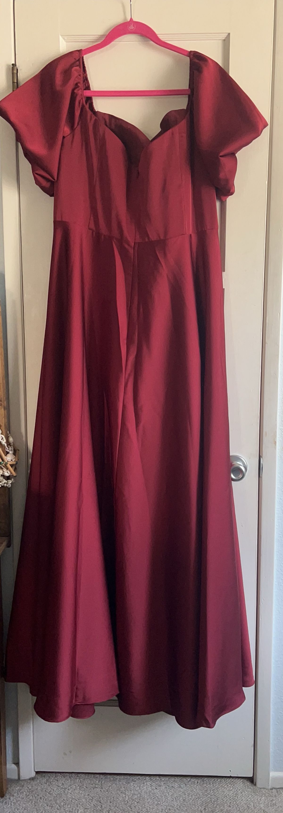 Plus Size 20 Prom Red A-line Dress on Queenly