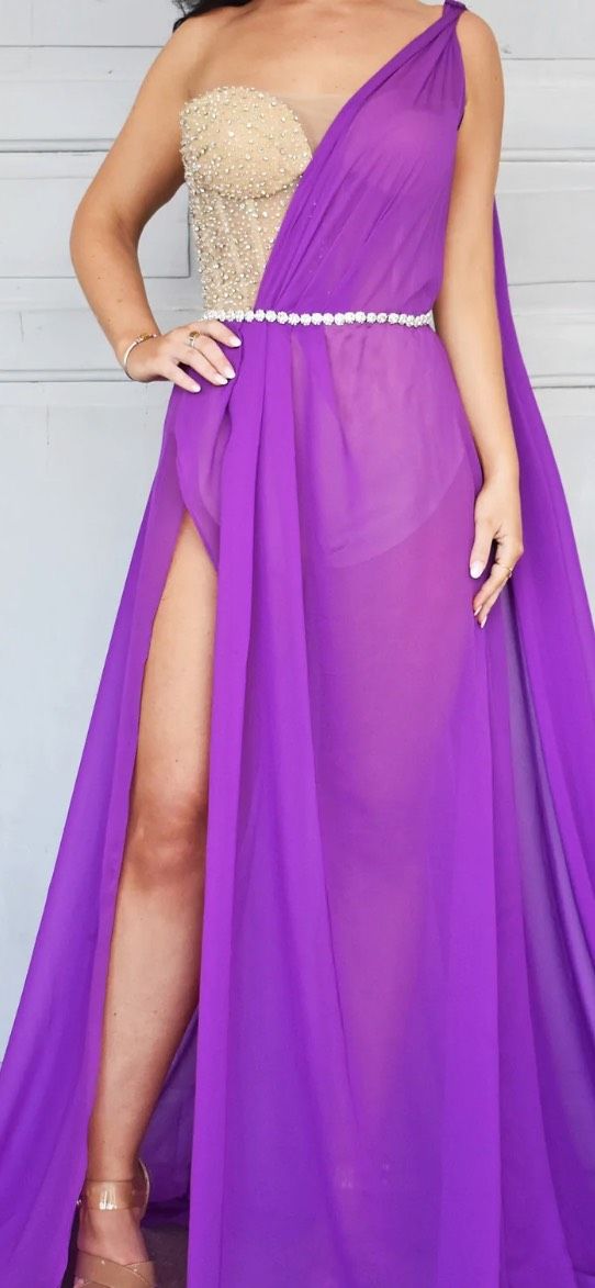 Size 0 Pageant Pink Side Slit Dress on Queenly