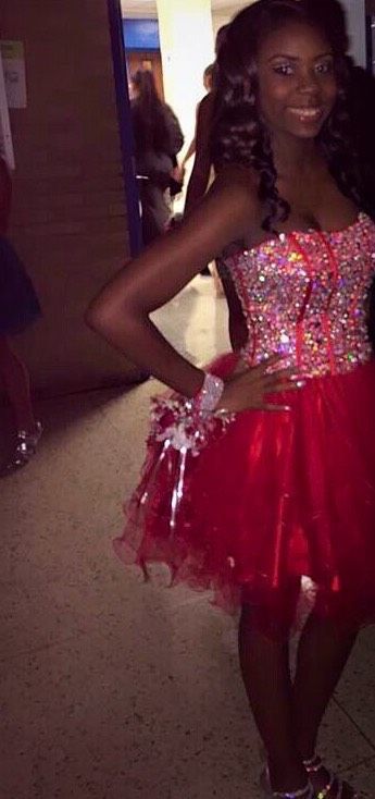 Size 2 Homecoming Red Ball Gown on Queenly