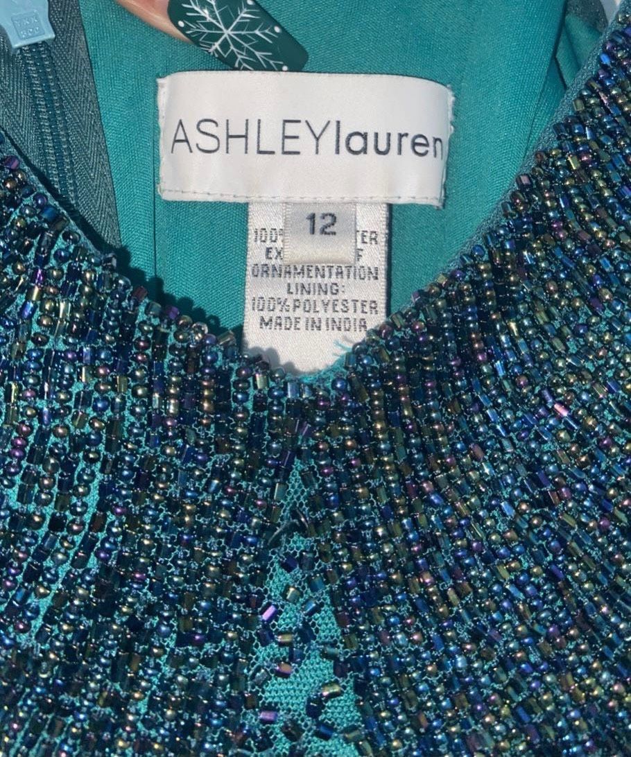 Ashley Lauren Size 12 Prom Emerald Green Side Slit Dress on Queenly