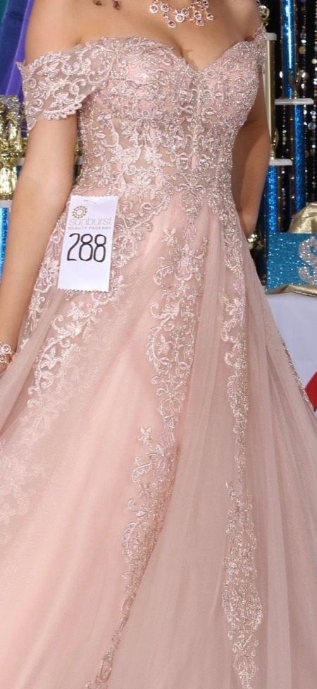 Cinderella Divine Size 2 Prom Off The Shoulder Lace Rose Gold A-line Dress on Queenly