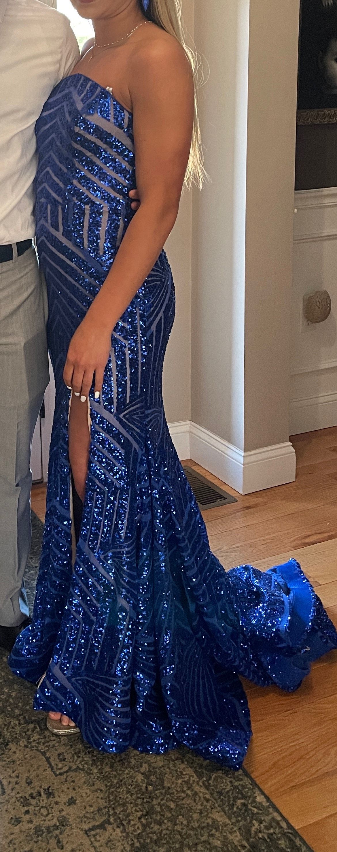 Jovani Size 0 Prom Blue Side Slit Dress on Queenly