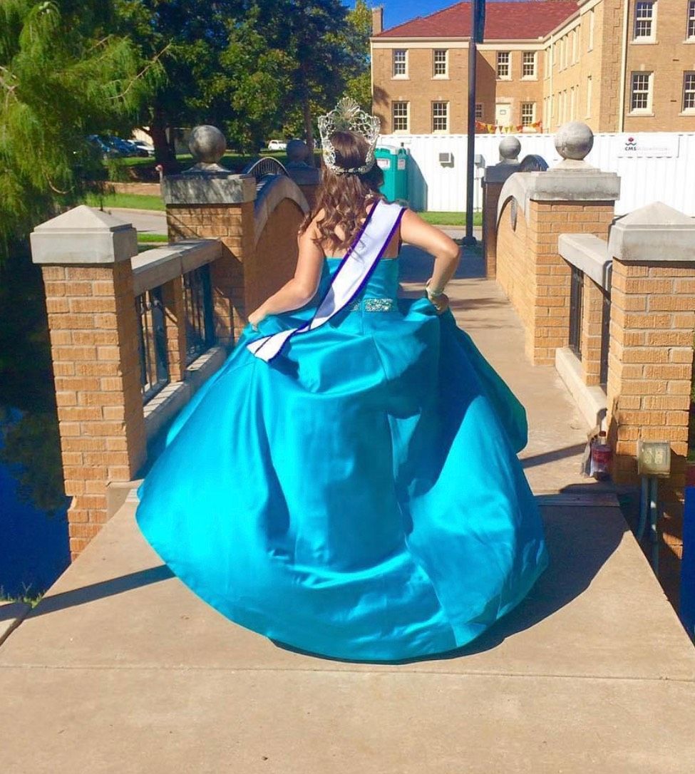Sherri Hill Size 4 Prom Strapless Sequined Blue Ball Gown on Queenly
