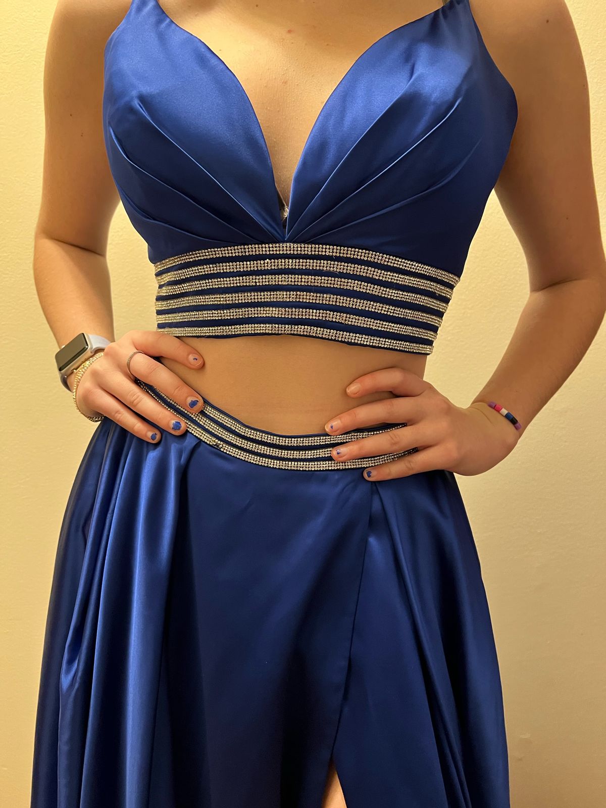 Sherri Hill Size 2 Prom Plunge Royal Blue Side Slit Dress on Queenly