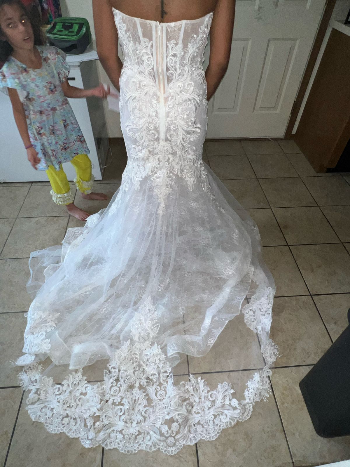 Bella bloom Size 6 Wedding White Mermaid Dress on Queenly