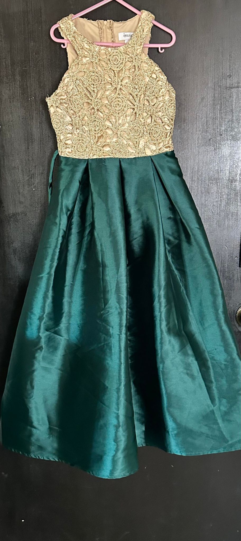 Girls Size 8 Prom Green Floor Length Maxi on Queenly