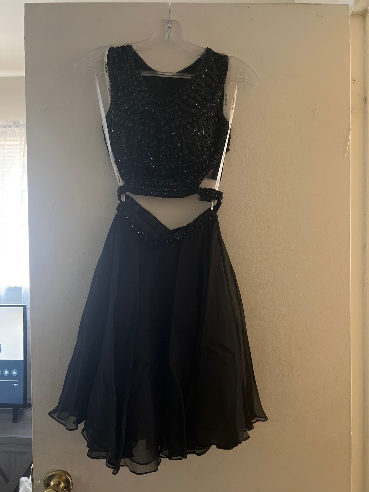 Sherri Hill Size 0 Homecoming Sequined Black A-line Dress on Queenly