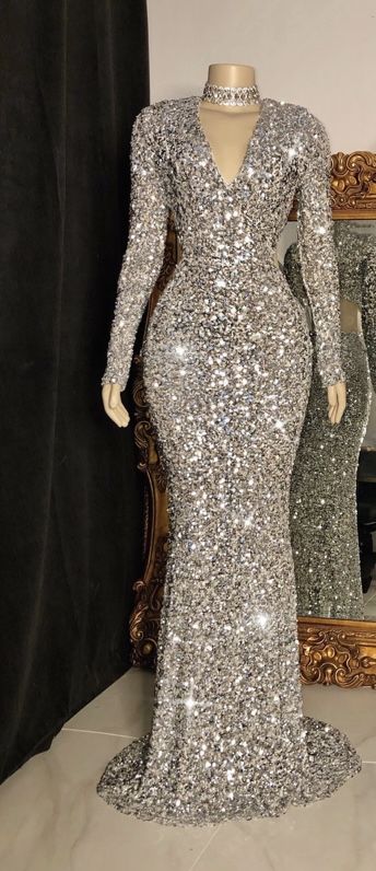 lyrina label Size 14 Prom Silver Mermaid Dress on Queenly