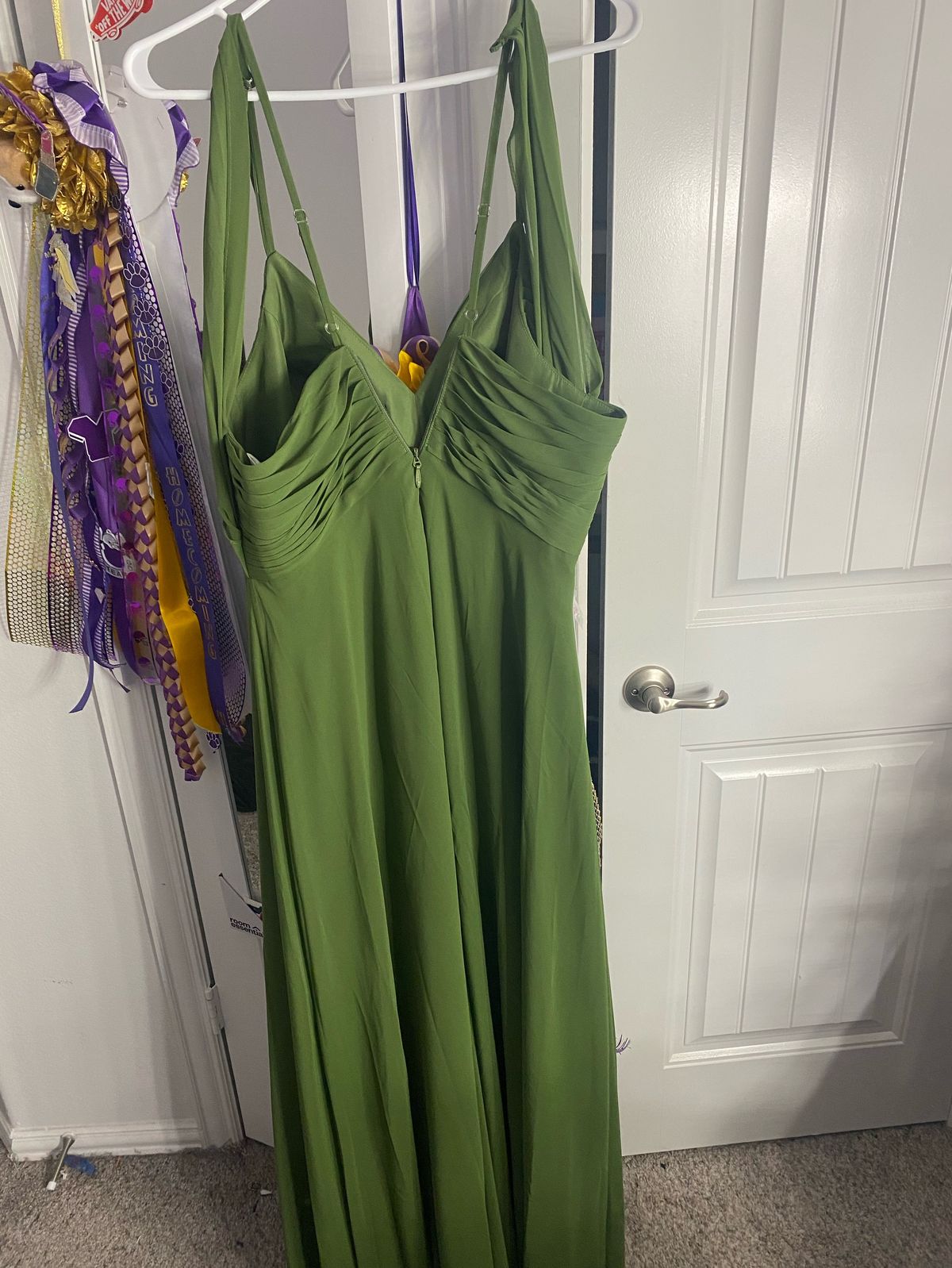 Plus Size 16 Prom Green A-line Dress on Queenly