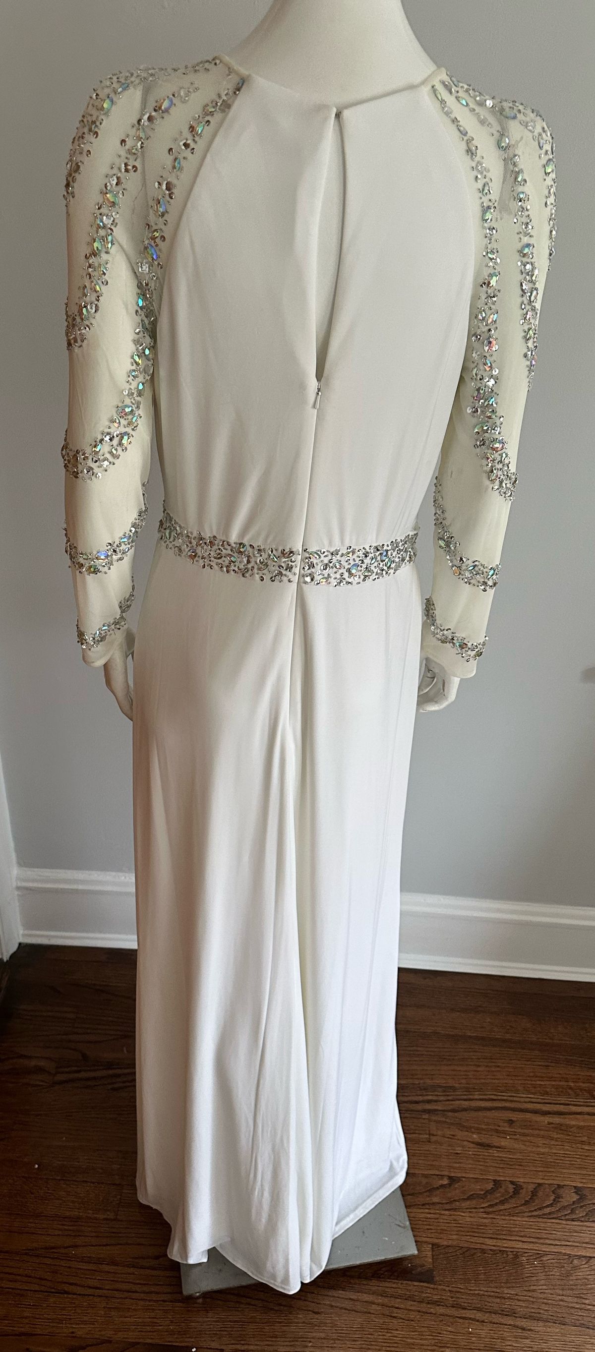 Marina Size 10 White Floor Length Maxi on Queenly