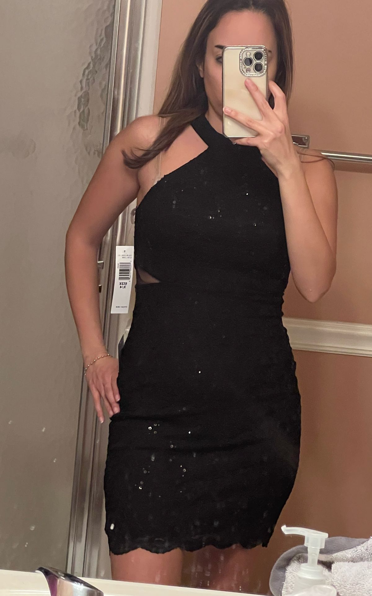 Size 4 Lace Black Cocktail Dress on Queenly
