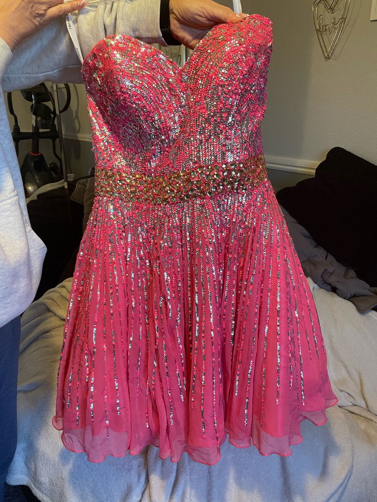 Sherri Hill Size 4 Homecoming Pink Cocktail Dress on Queenly
