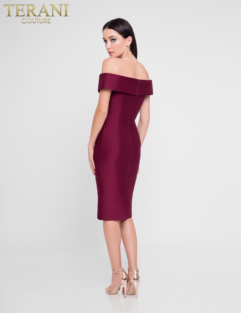 Style 1811C6001 Terani Couture Size 4 Burgundy Red Cocktail Dress on Queenly