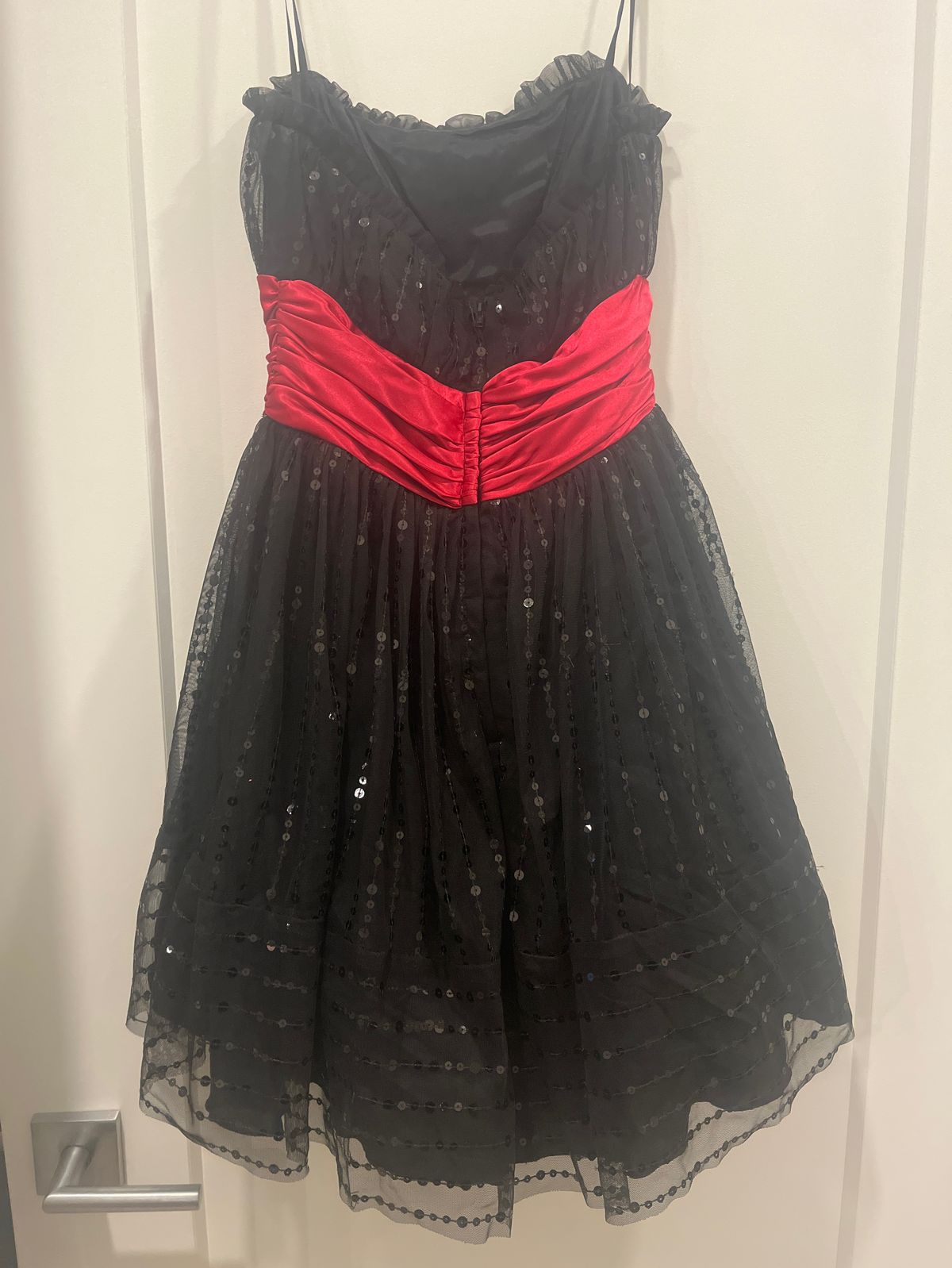 Size S Prom Black Cocktail Dress on Queenly