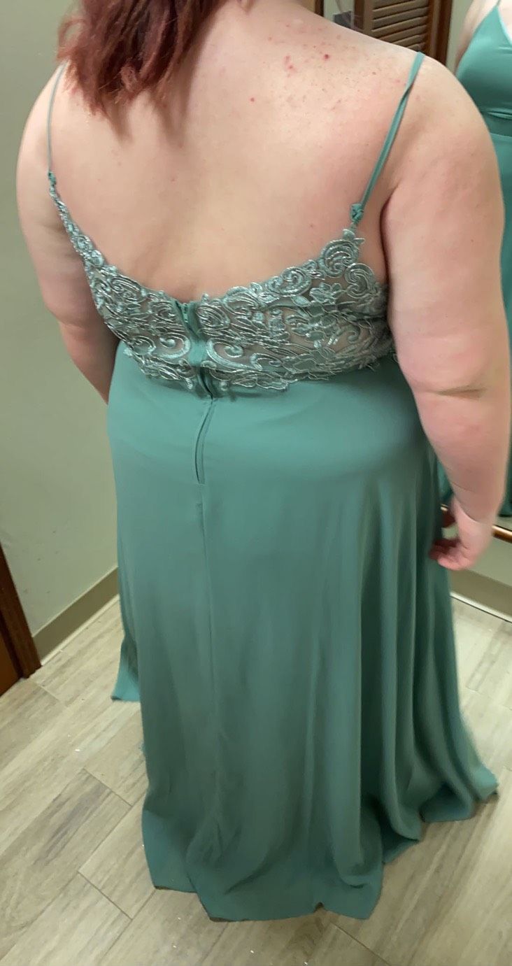Plus Size 20 Prom Green Floor Length Maxi on Queenly