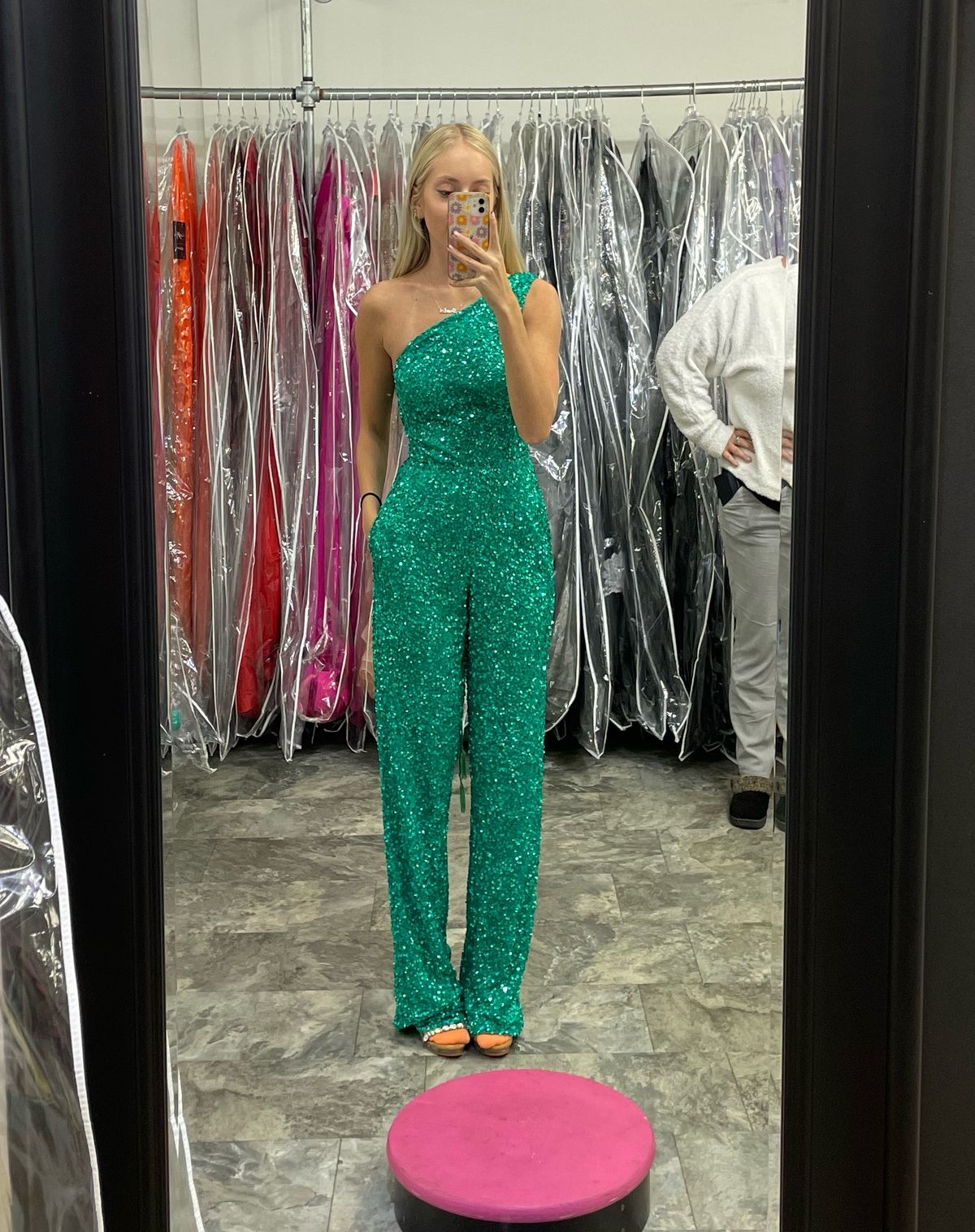 Ashley Lauren Size 2 Prom Green Formal Jumpsuit on Queenly
