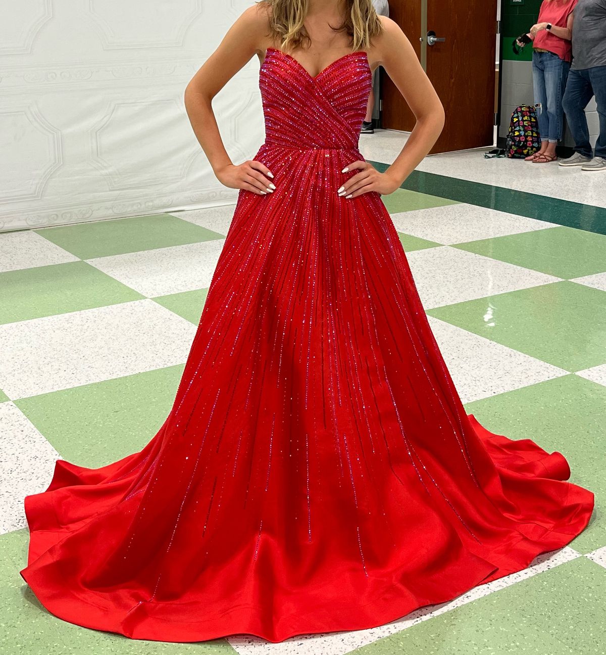 Sherri Hill Size 0 Prom Strapless Sequined Red Ball Gown on Queenly