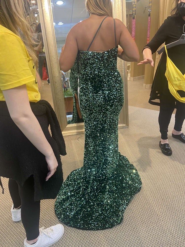 Size 6 Prom Green Mermaid Dress on Queenly