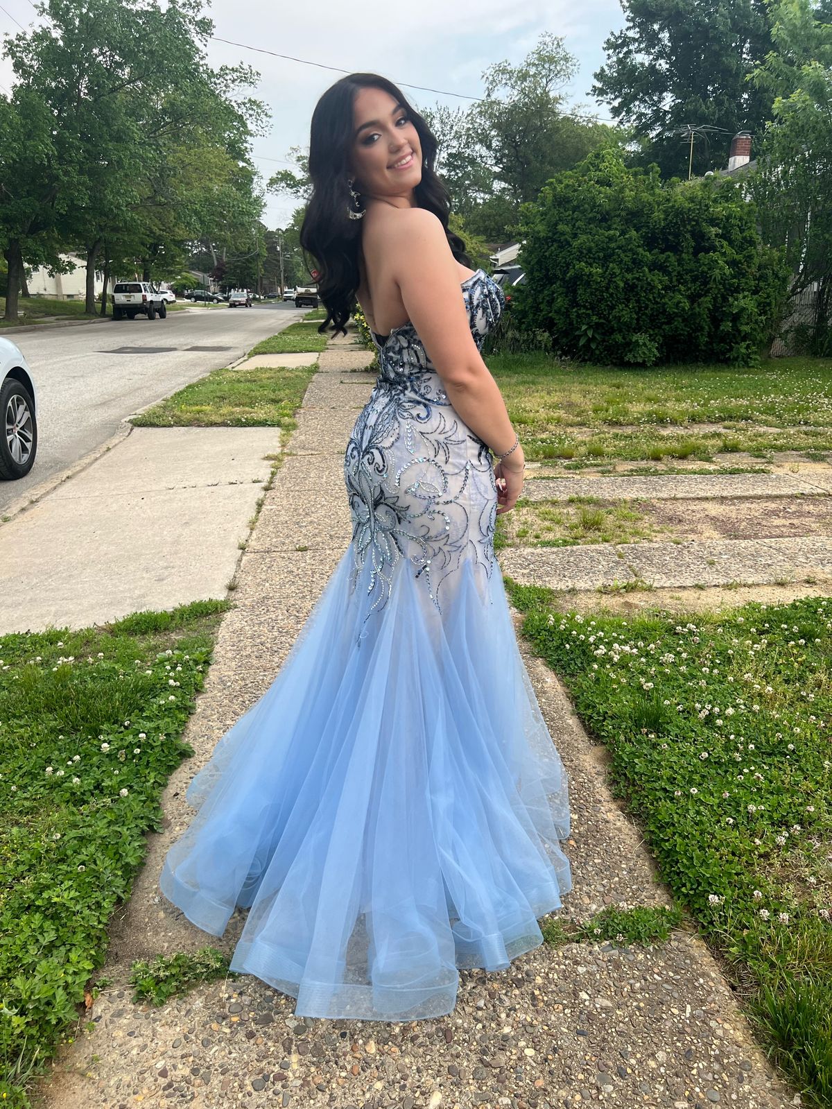 Size 2 Prom Lace Blue Mermaid Dress on Queenly