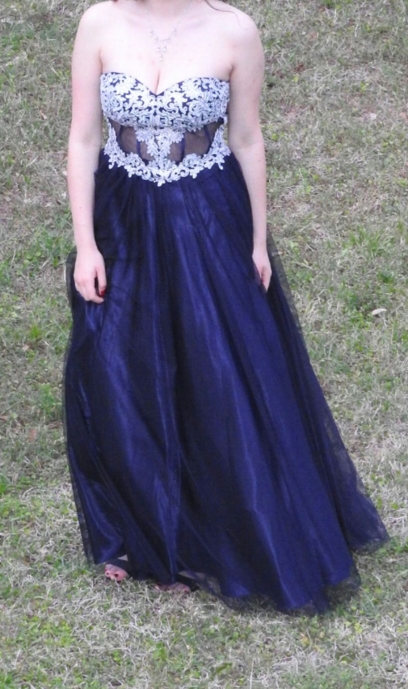 Size 10 Prom Lace Navy Blue Ball Gown on Queenly