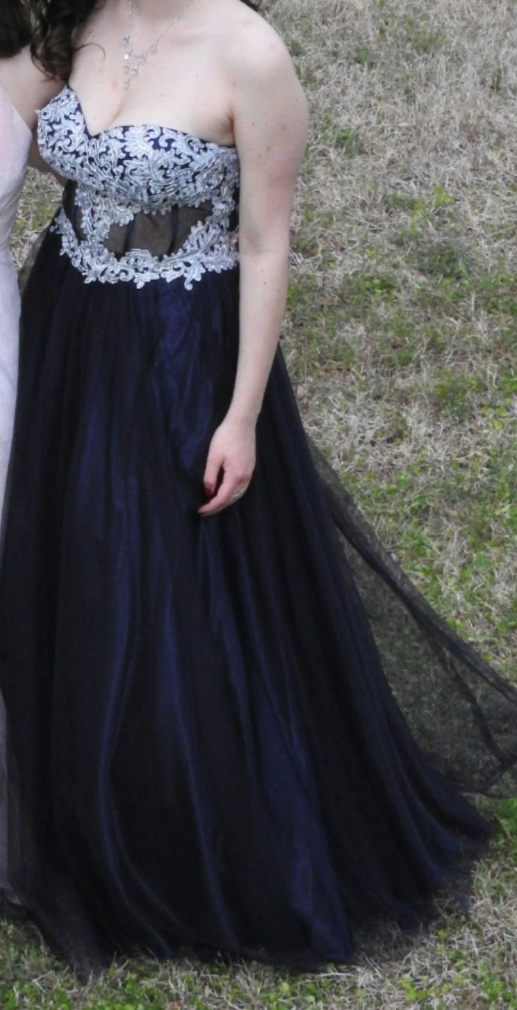 Size 10 Prom Lace Navy Blue Ball Gown on Queenly