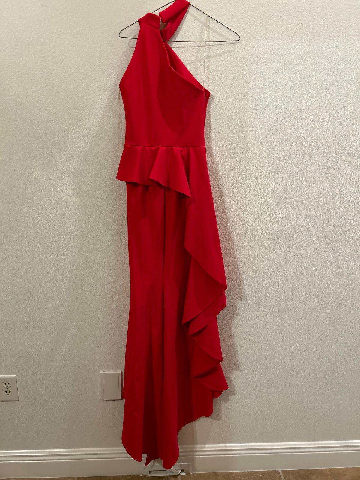 Tarik Ediz Size 4 Wedding Guest Red Mermaid Dress on Queenly