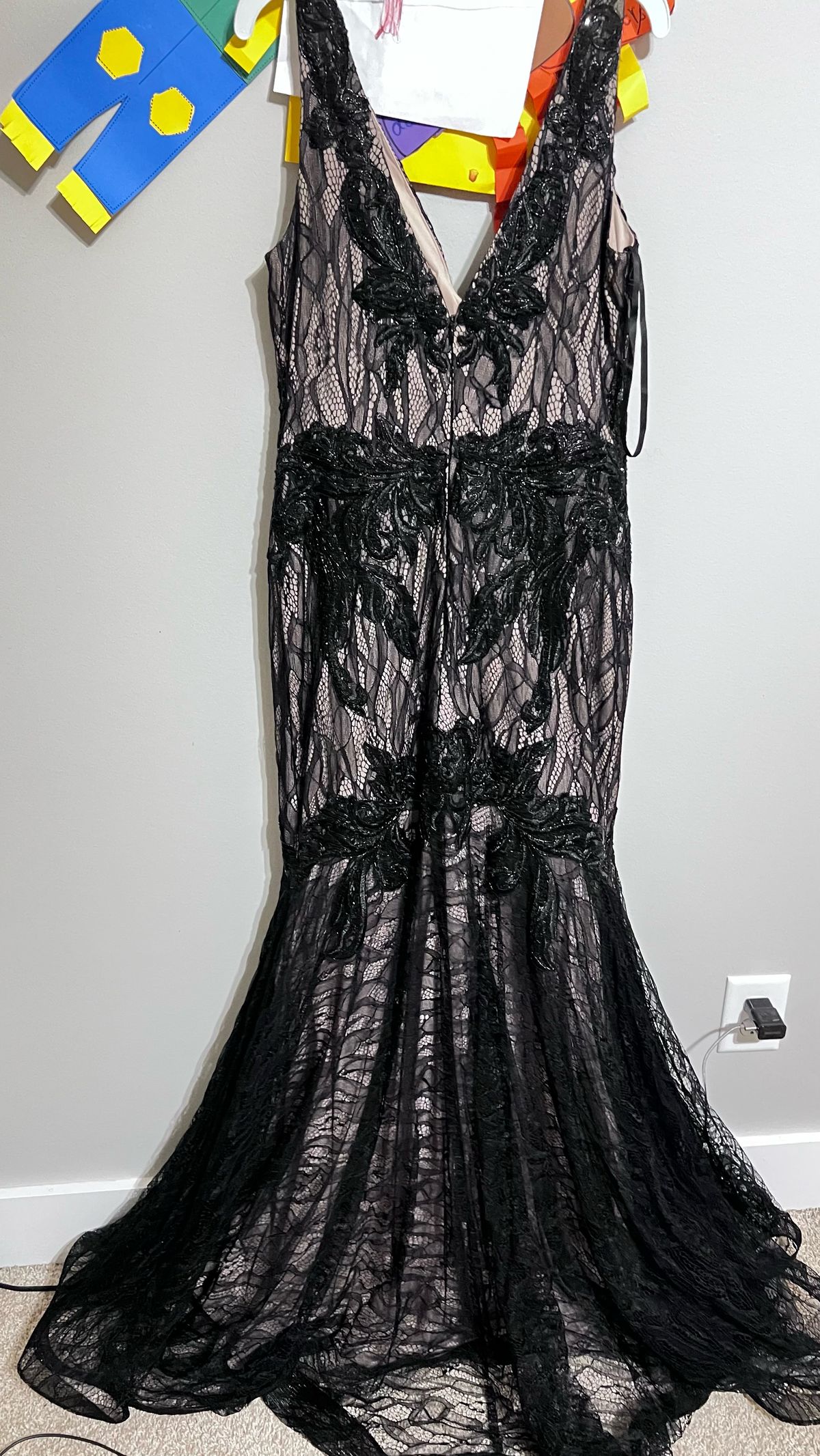 Size 8 Wedding Guest Black Mermaid Dress on Queenly